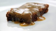 Brownies Siden den første brownien så dagens lys på slutten av 1800-tallet har den blitt et ganske så populært (og søtt) innslag i mange lystige lag. I tillegg er den kontroversiell...